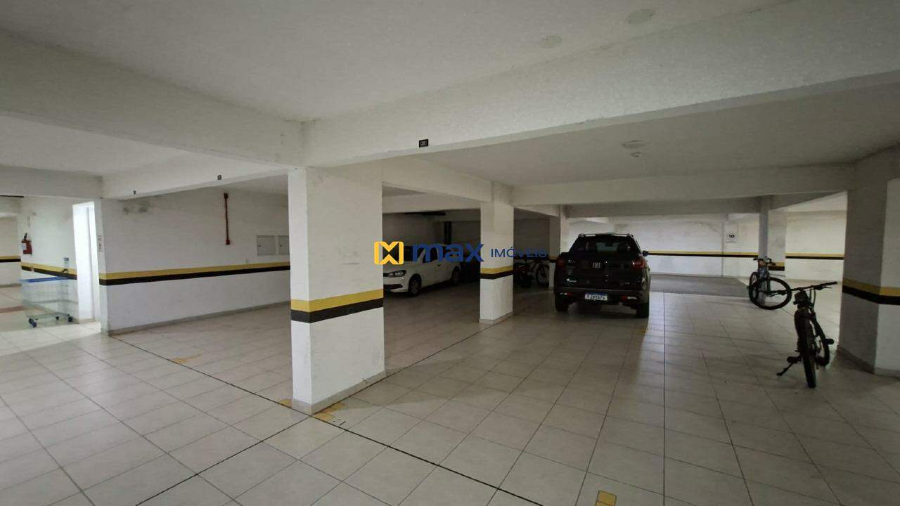 Apartamento para aluguel no Centro: Vaga de Garagem