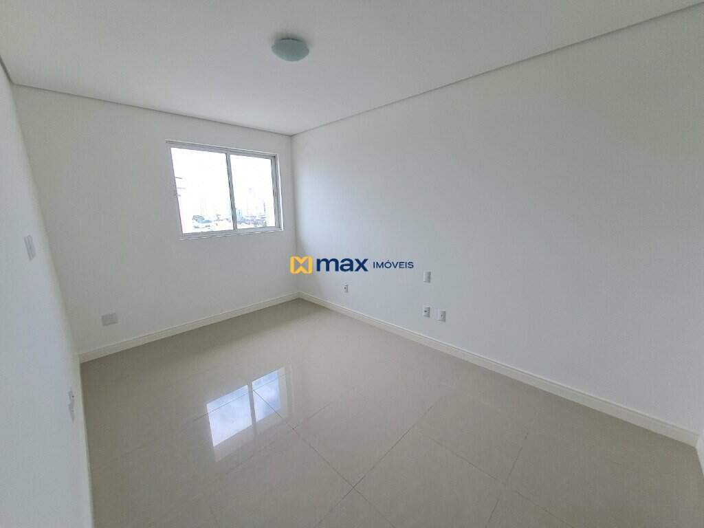 Apartamento para aluguel no Centro: Suíte 1