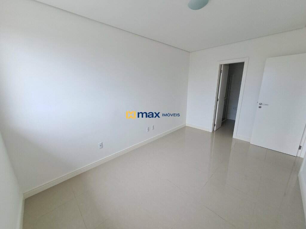 Apartamento para aluguel no Centro: Suíte 1