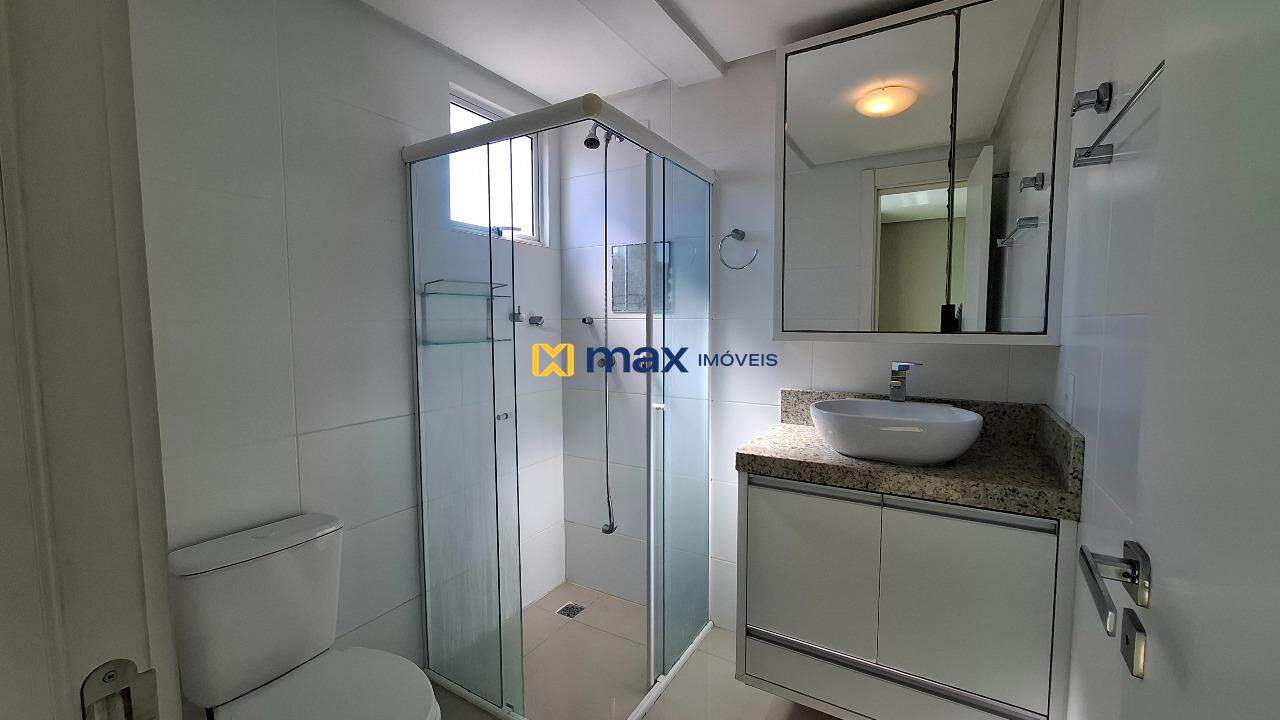 Apartamento para aluguel no Centro: Banheiro Suíte