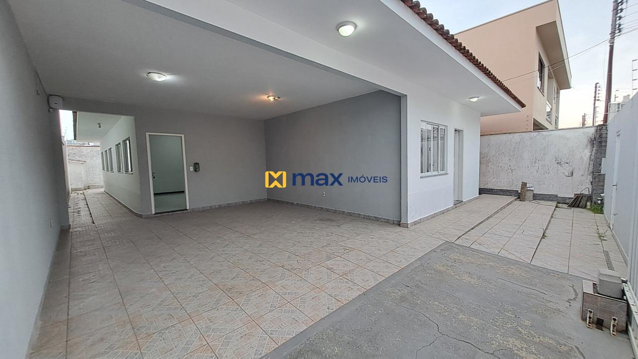 Casa para aluguel no São Judas: Garagem