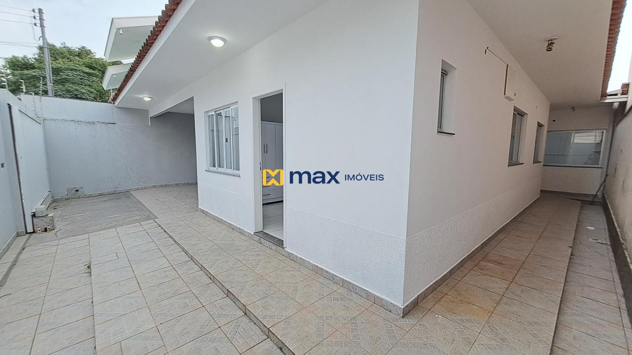 Casa para aluguel no São Judas: Área Externa Frente