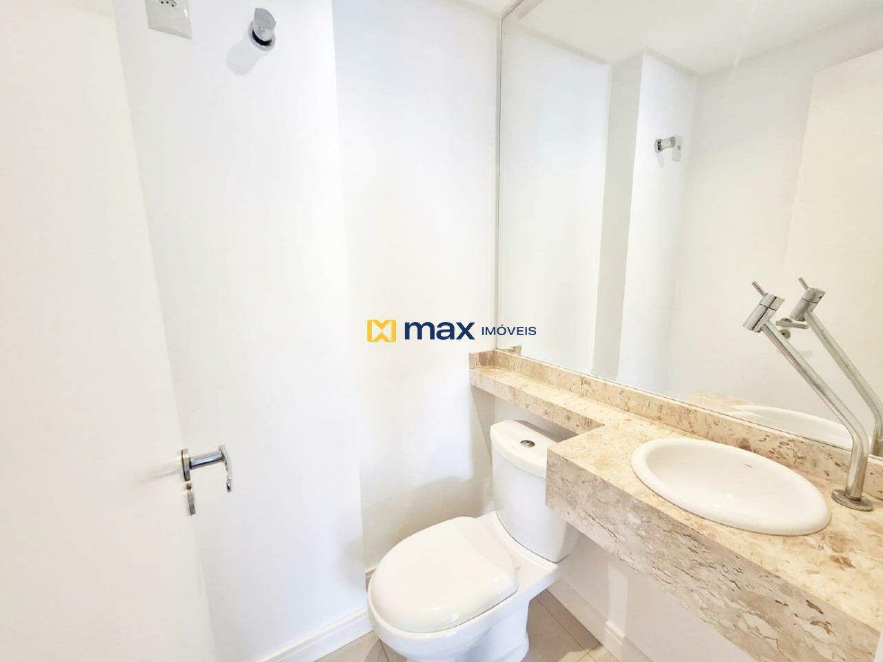 Apartamento para aluguel no Estados: Lavabo