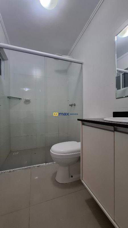 Apartamento para aluguel no Centro: Banheiro suíte 