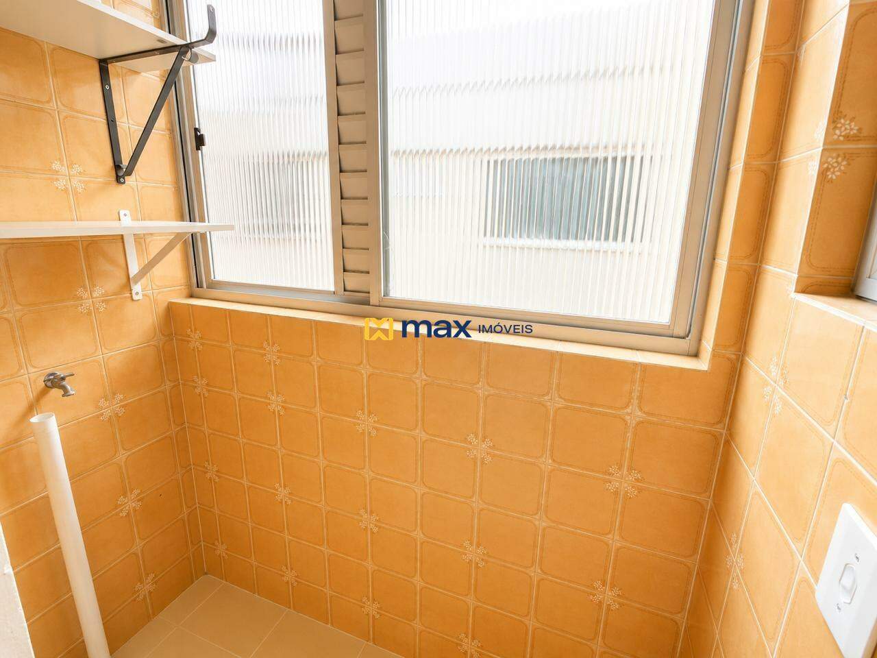 Apartamento para aluguel no Pioneiros: 