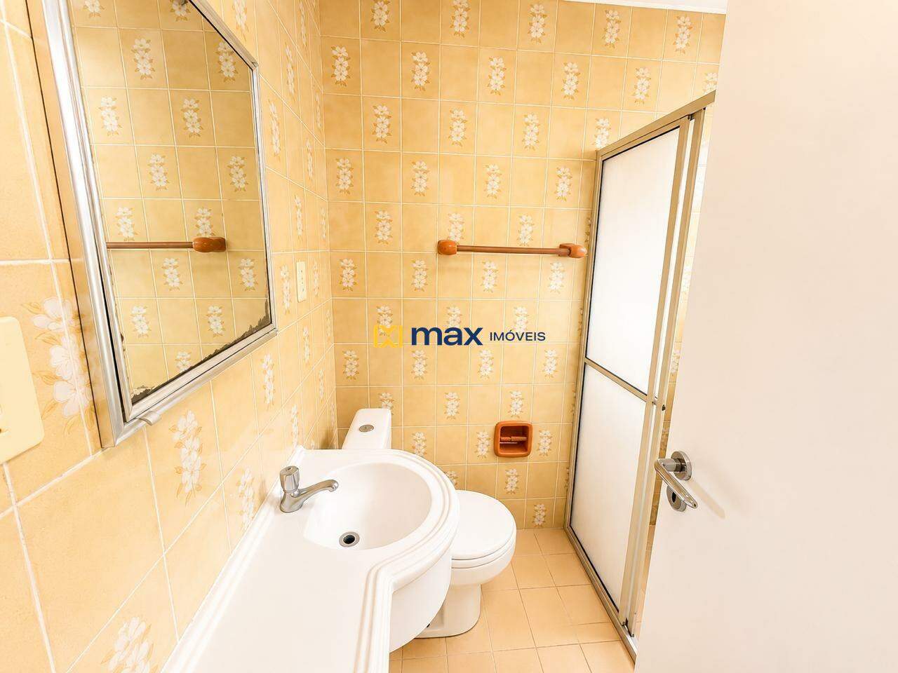 Apartamento para aluguel no Pioneiros: 