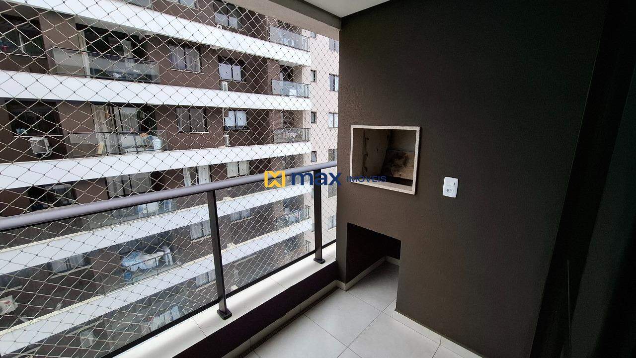 Apartamento para aluguel no Centro: Sacada