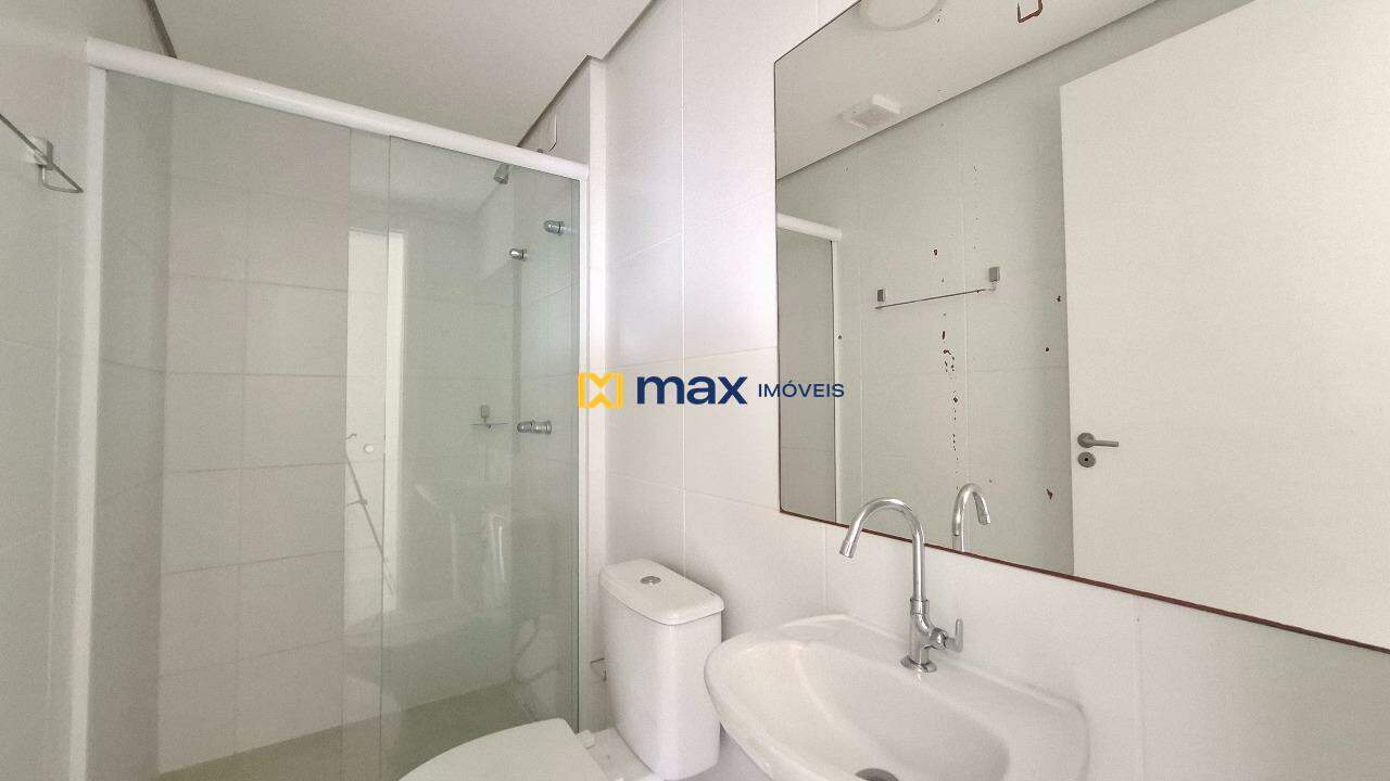 Apartamento para aluguel no Centro: Banheiro suíte