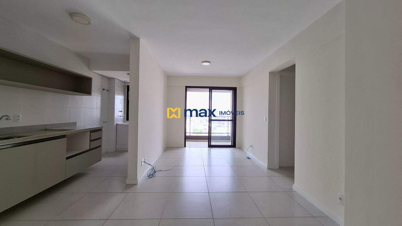 Apartamento para aluguel no Centro: Living integrado