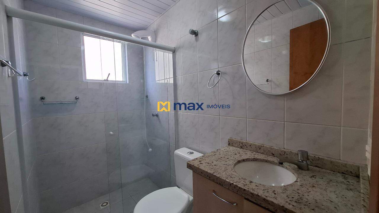 Apartamento para aluguel no Centro: Banheiro Social