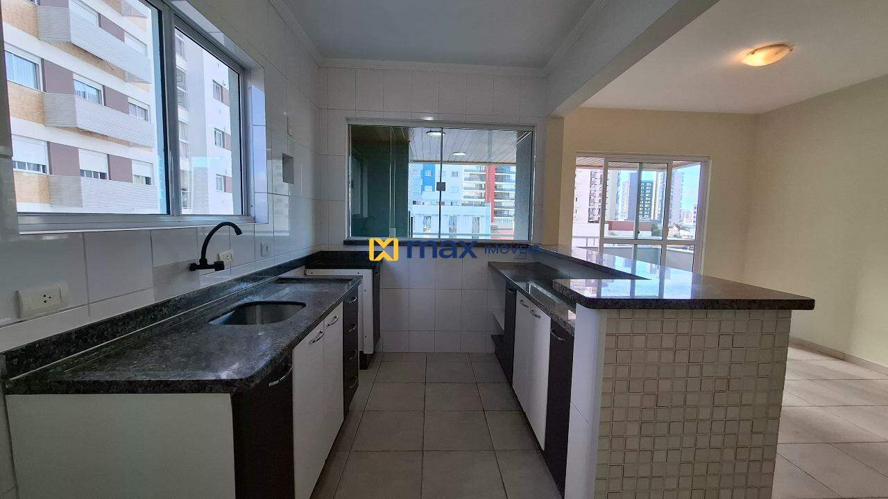 Apartamento para aluguel no Centro: Cozinha
