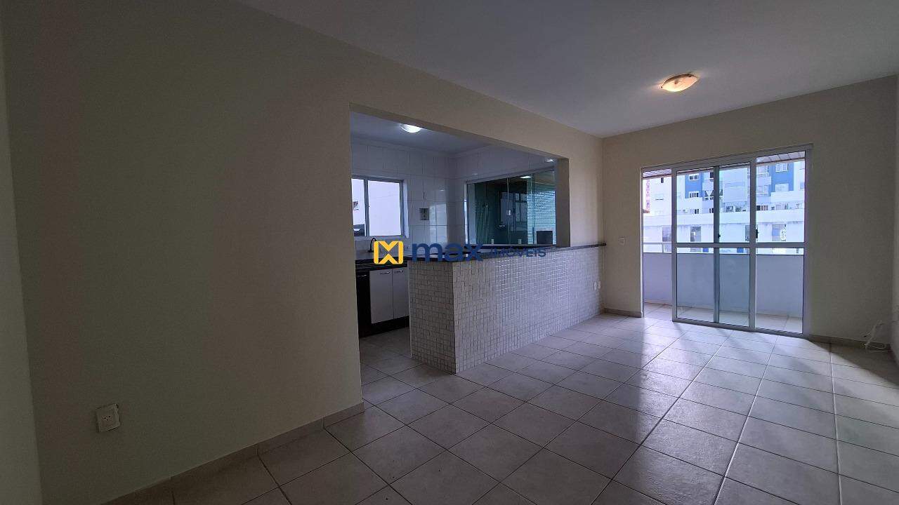 Apartamento para aluguel no Centro: Sala de Estar e Jantar