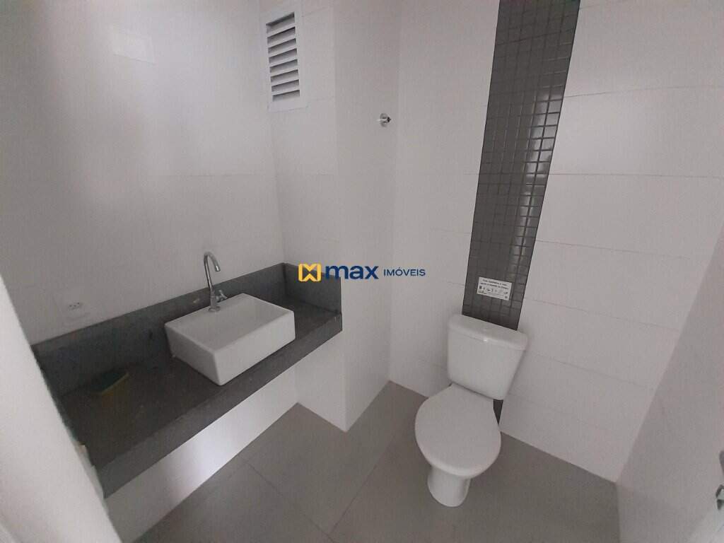 Sala para aluguel no Cidade Nova: Banheiro Mezanino