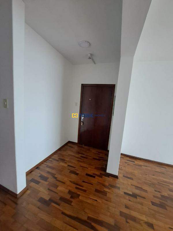Apartamento para aluguel no Cabeçudas: Entrada
