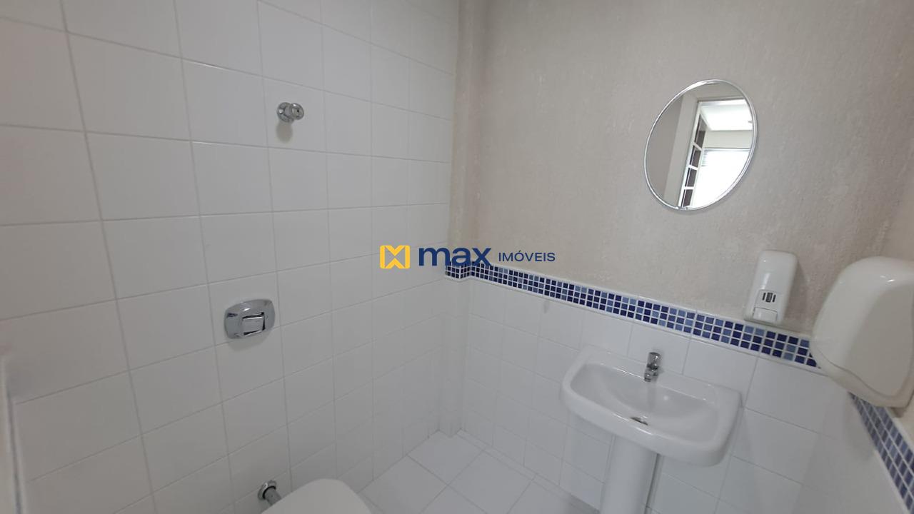 Sala para aluguel no Centro: Banheiro Social 2