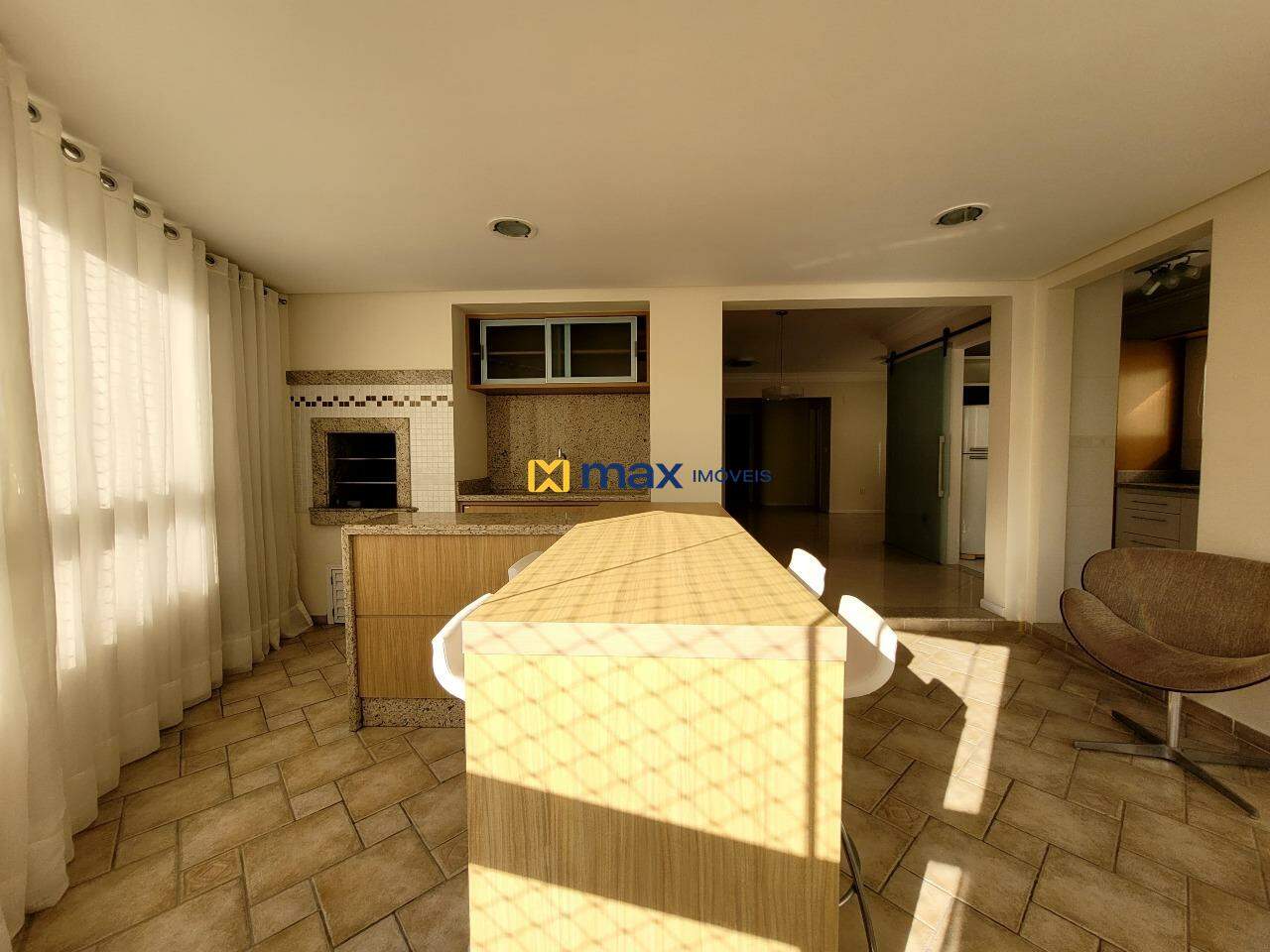 Apartamento para aluguel no Centro: 