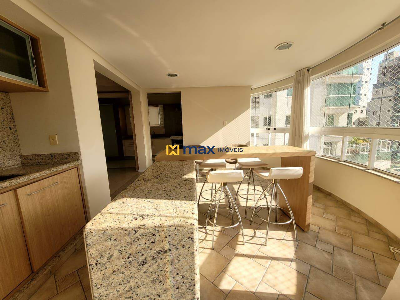 Apartamento para aluguel no Centro: 