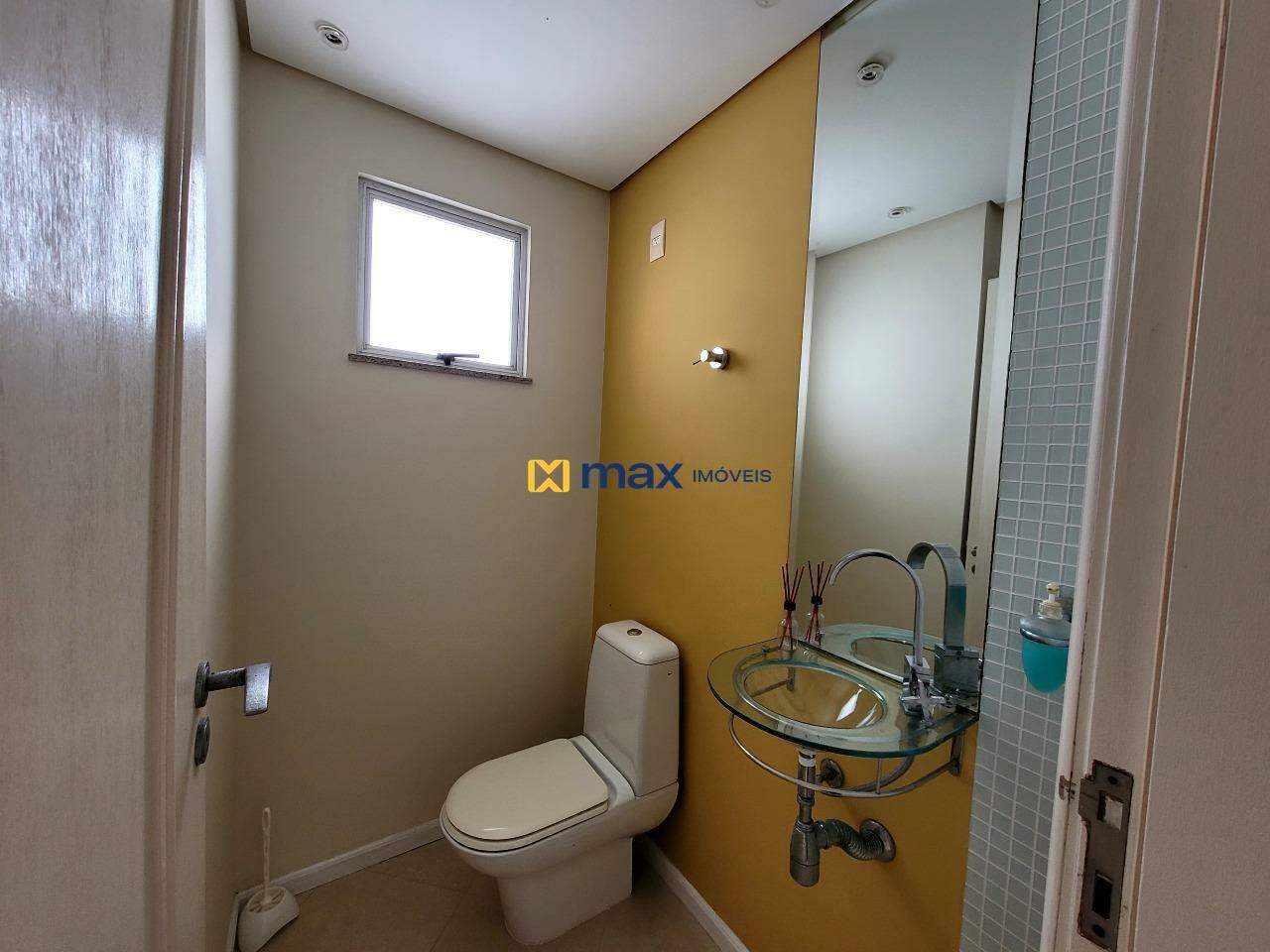 Apartamento para aluguel no Centro: 