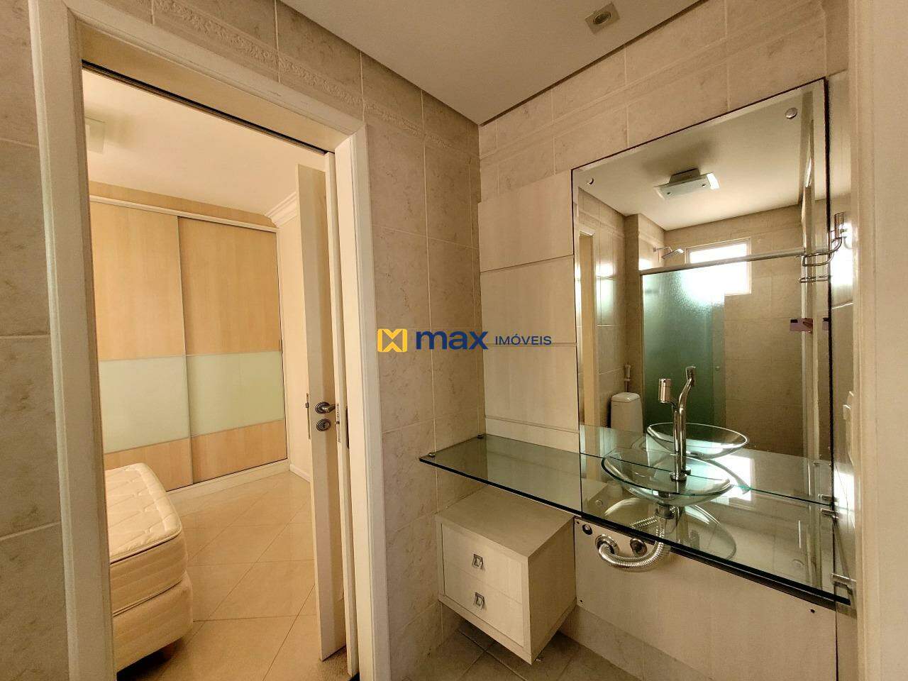 Apartamento para aluguel no Centro: 