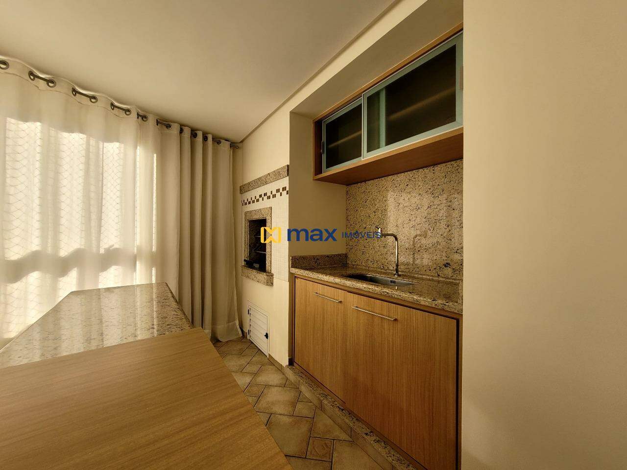 Apartamento para aluguel no Centro: 