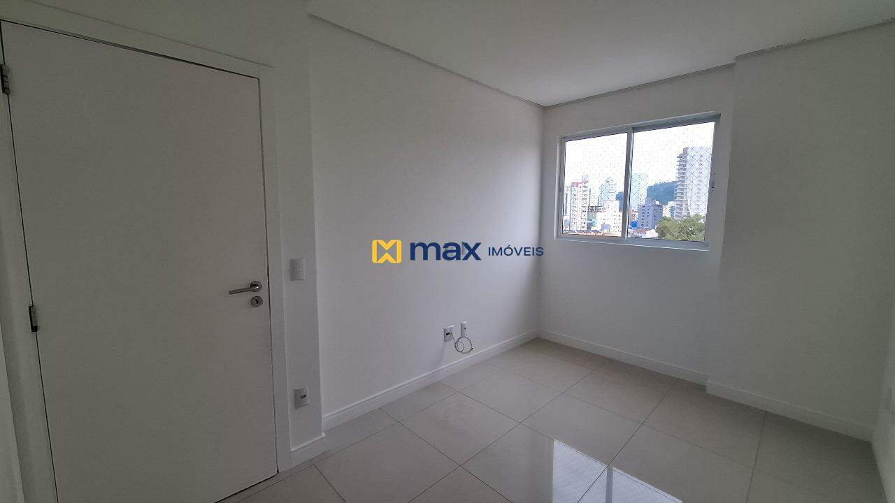 Apartamento para aluguel no Centro: Suíte 2