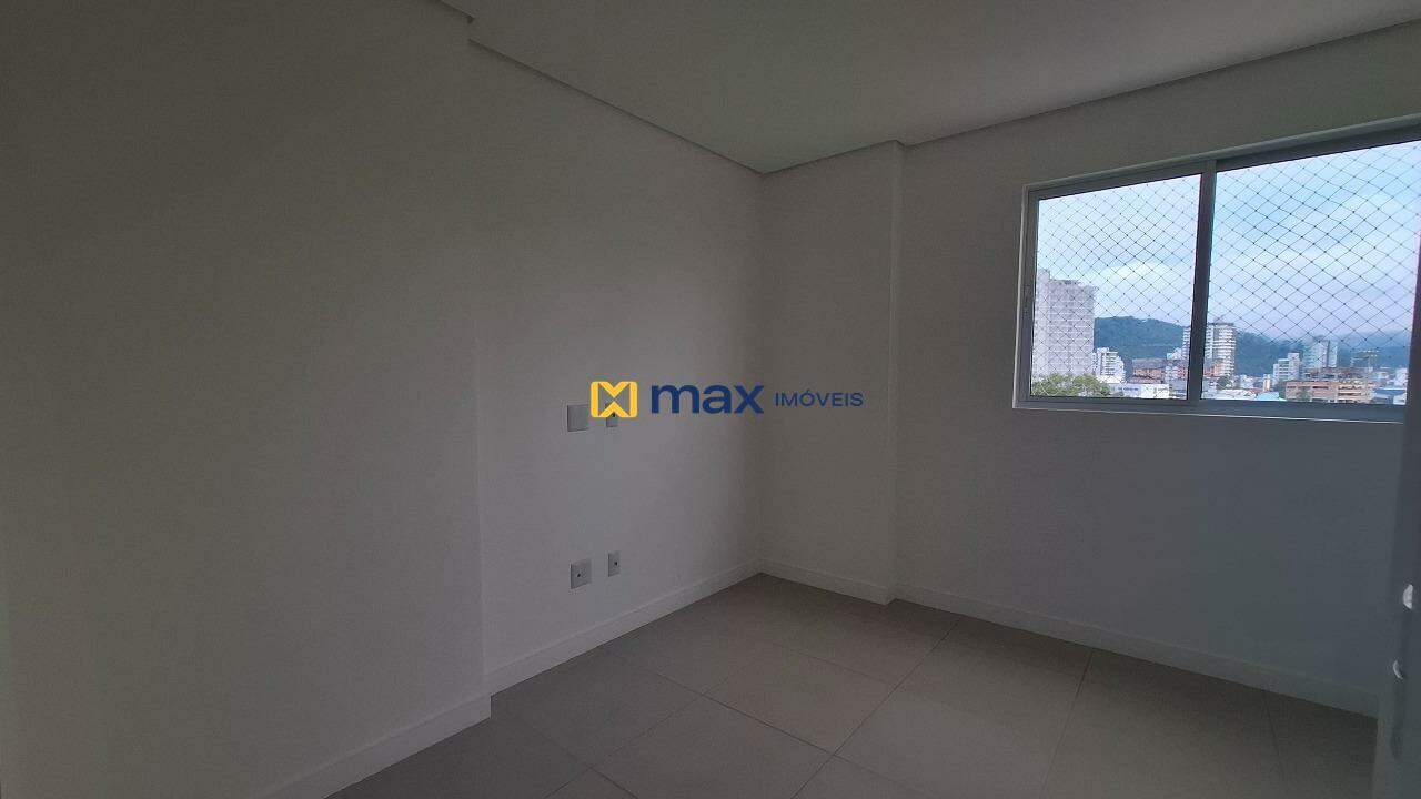 Apartamento para aluguel no Centro: Suíte 1