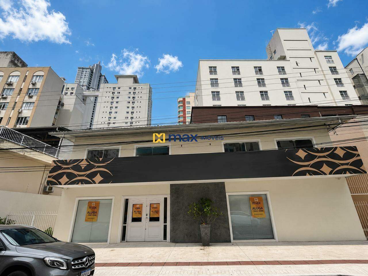Casa Comercial para aluguel no Centro: 