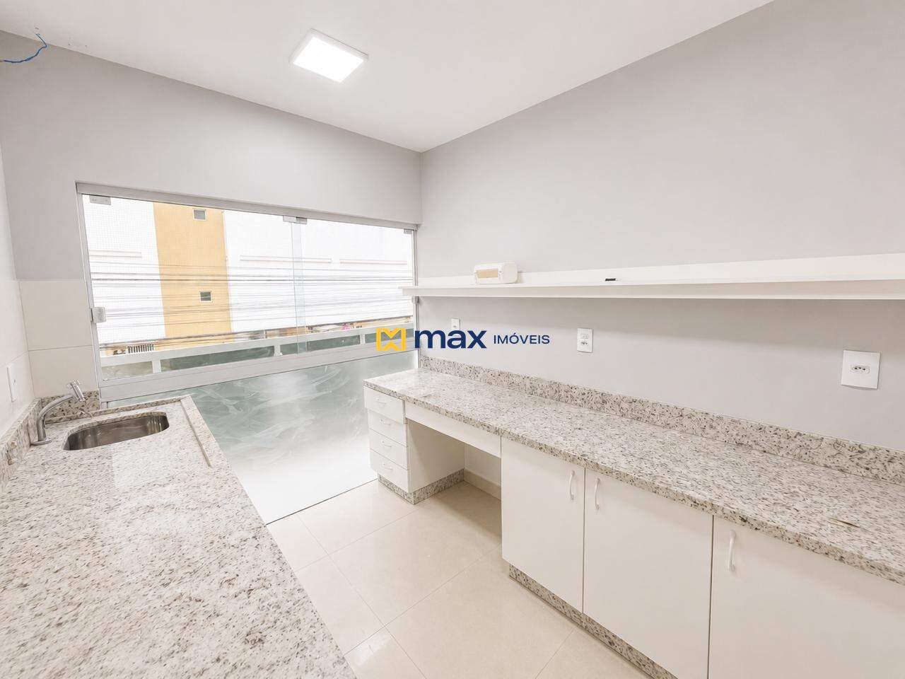 Casa Comercial para aluguel no Centro: 