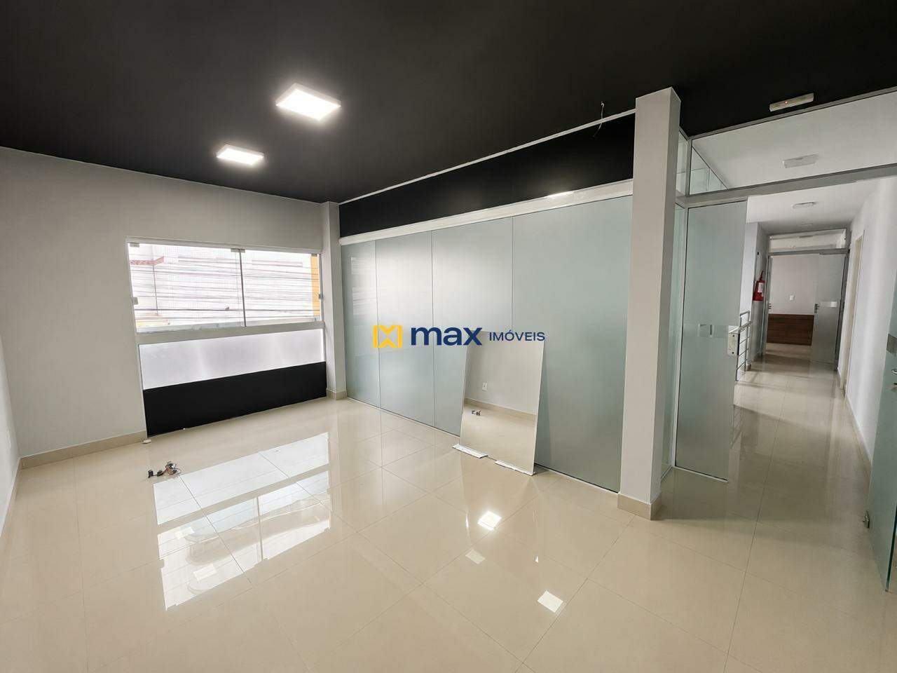 Casa Comercial para aluguel no Centro: 
