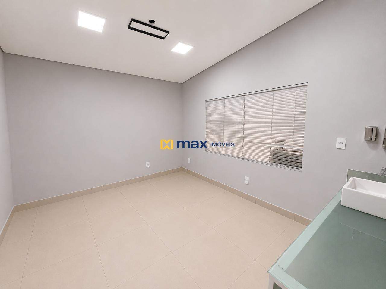 Casa Comercial para aluguel no Centro: 