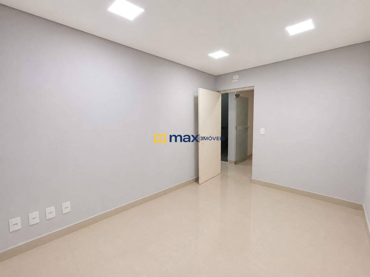 Casa Comercial para aluguel no Centro: 