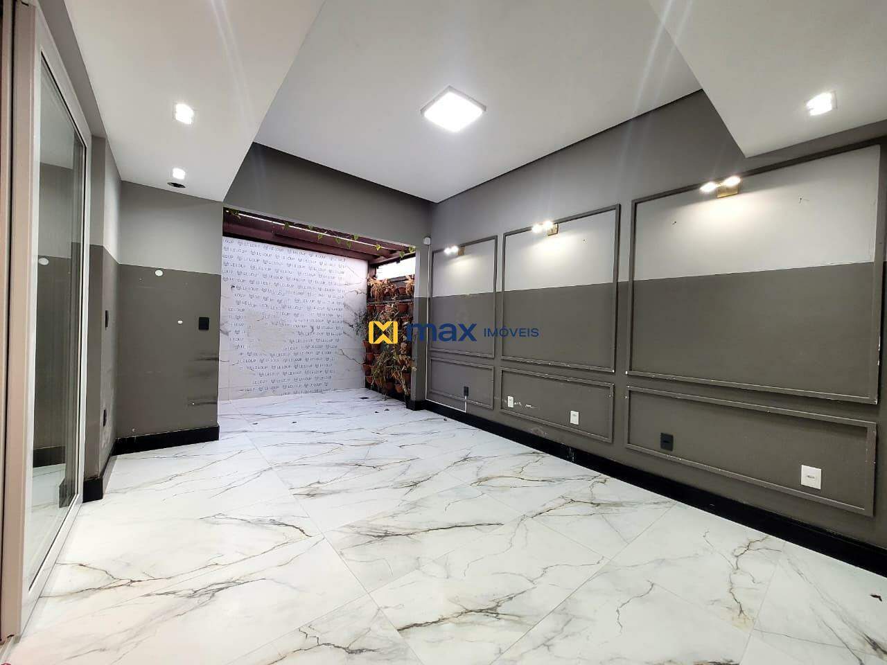 Sala para aluguel no Centro: 