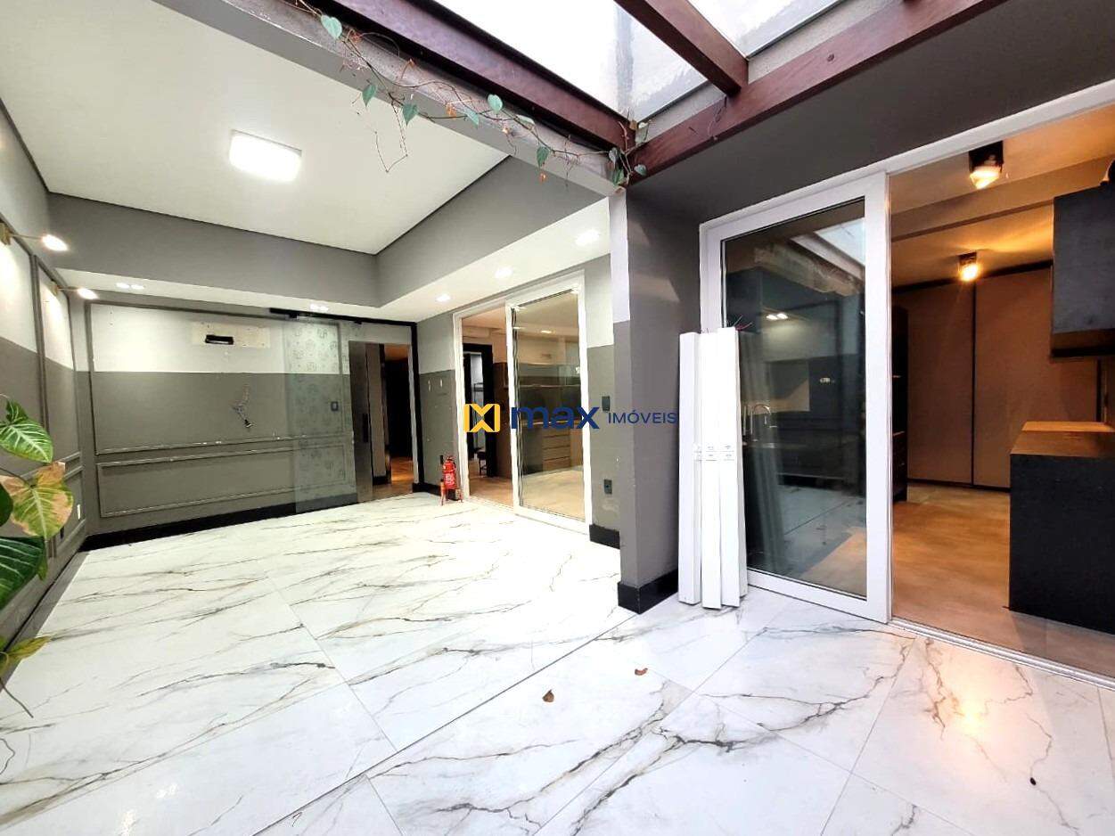 Sala para aluguel no Centro: 