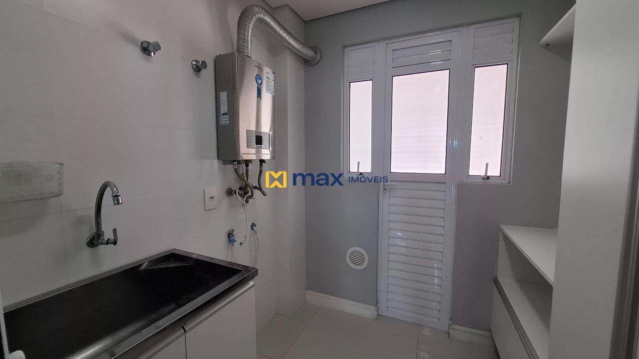 Apartamento para aluguel no Fazenda: Lavanderia