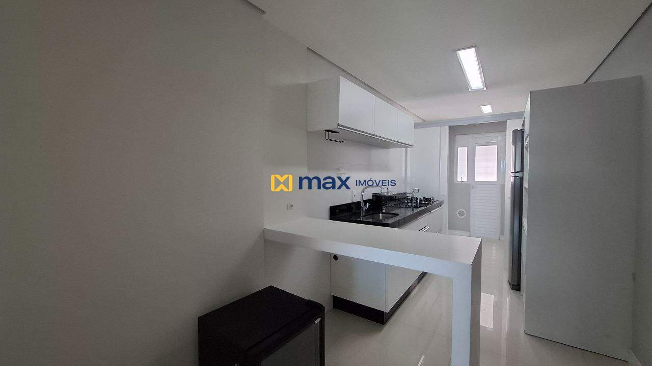 Apartamento para aluguel no Fazenda: Cozinha