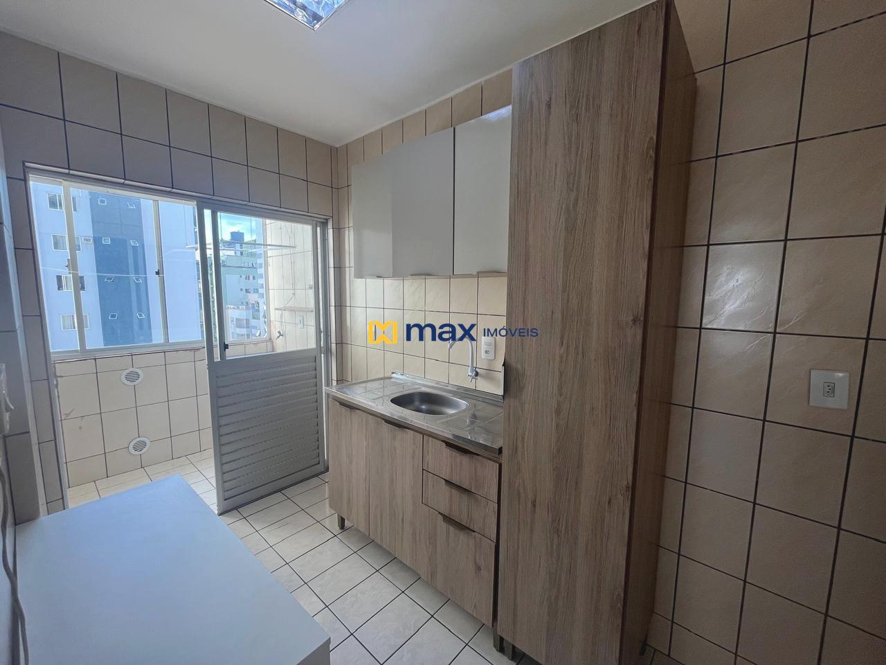 Apartamento para aluguel no Centro: 