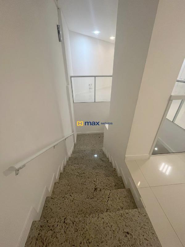 Sala para aluguel no Centro: 