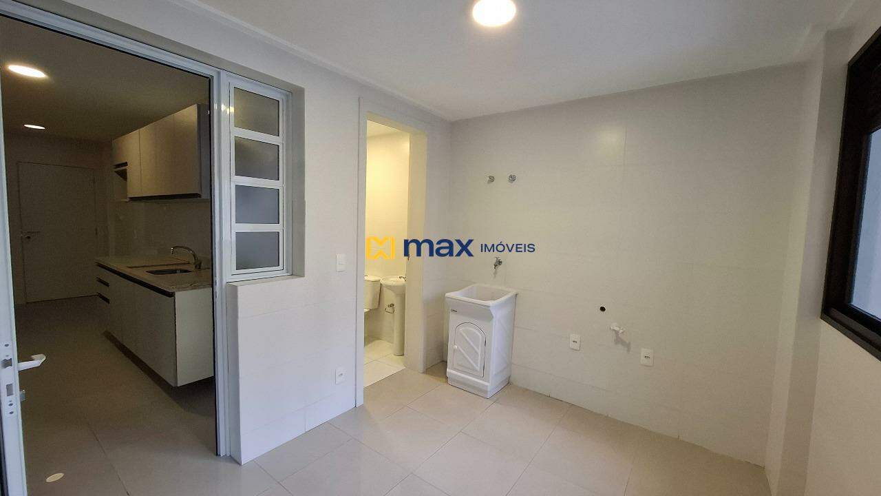 Apartamento para aluguel no Fazenda: Lavanderia