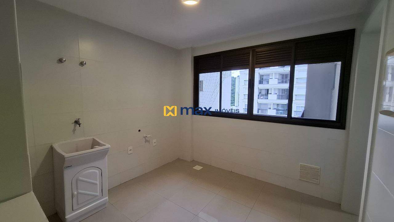 Apartamento para aluguel no Fazenda: Lavanderia