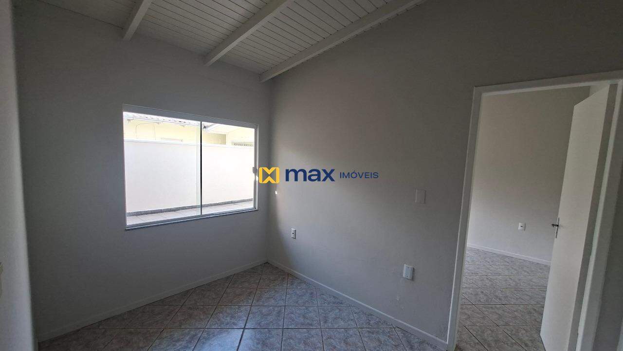 Casa para aluguel no São Vicente: Sala