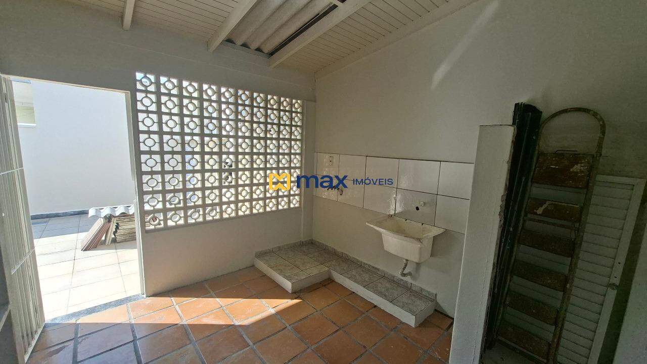 Casa para aluguel no São Vicente: Lavanderia