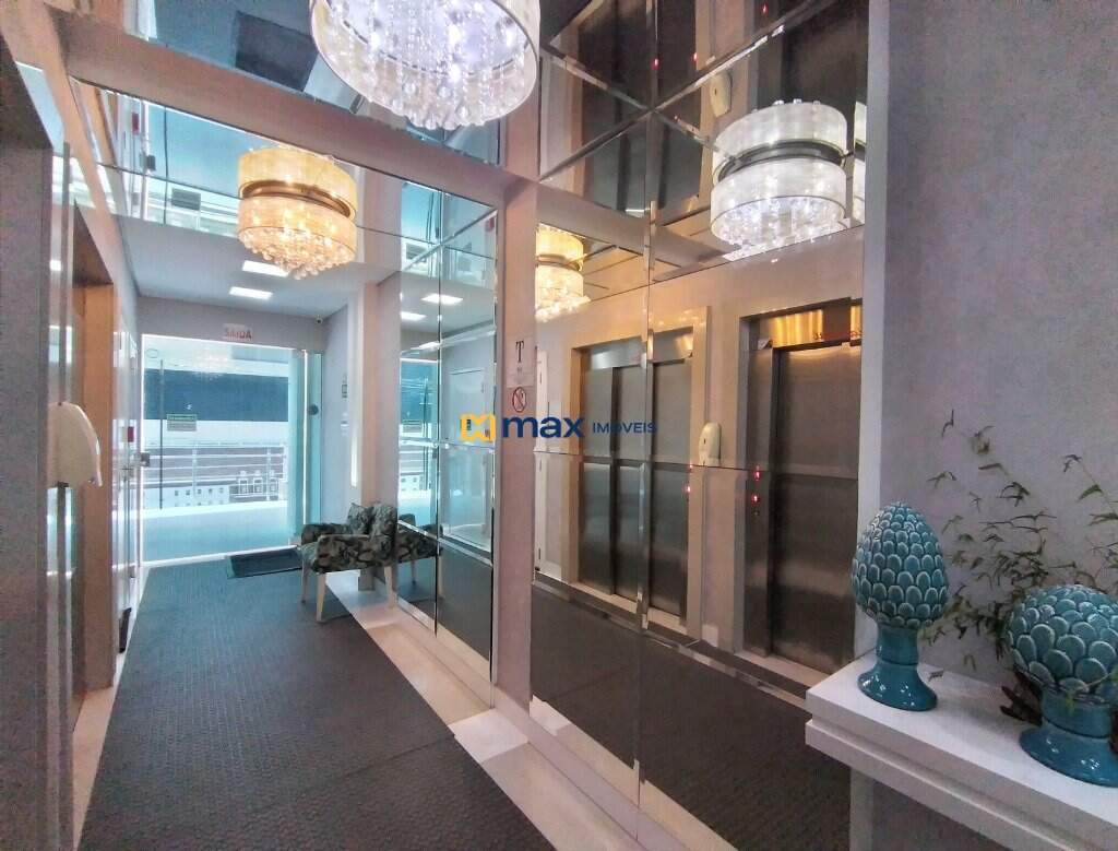 Apartamento para aluguel no Centro: Hall de entrada