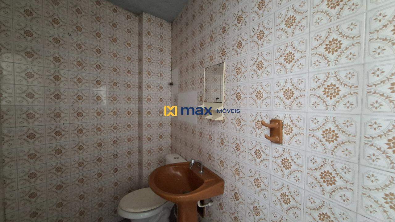 Sala para aluguel no Centro: Banheiro Social