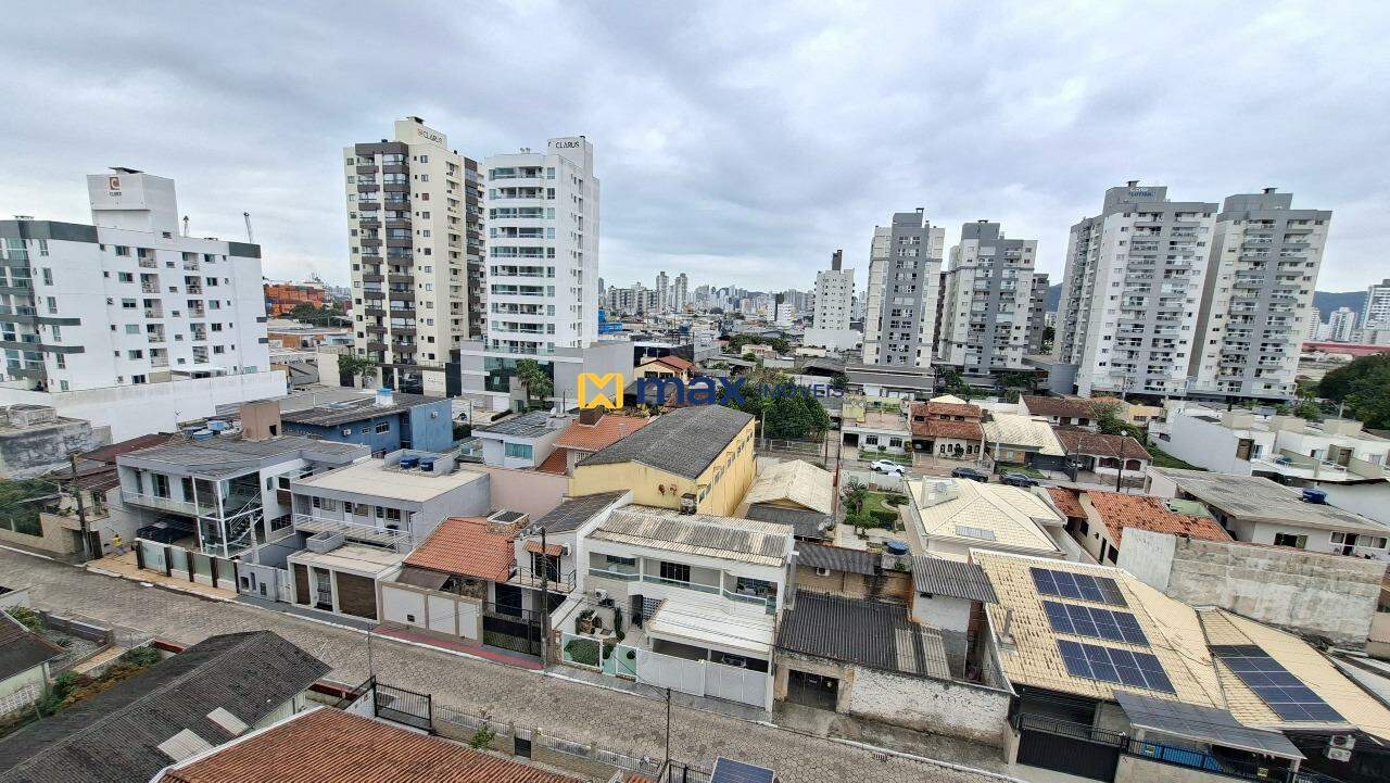 Apartamento para aluguel no São João: Vista da Sacada