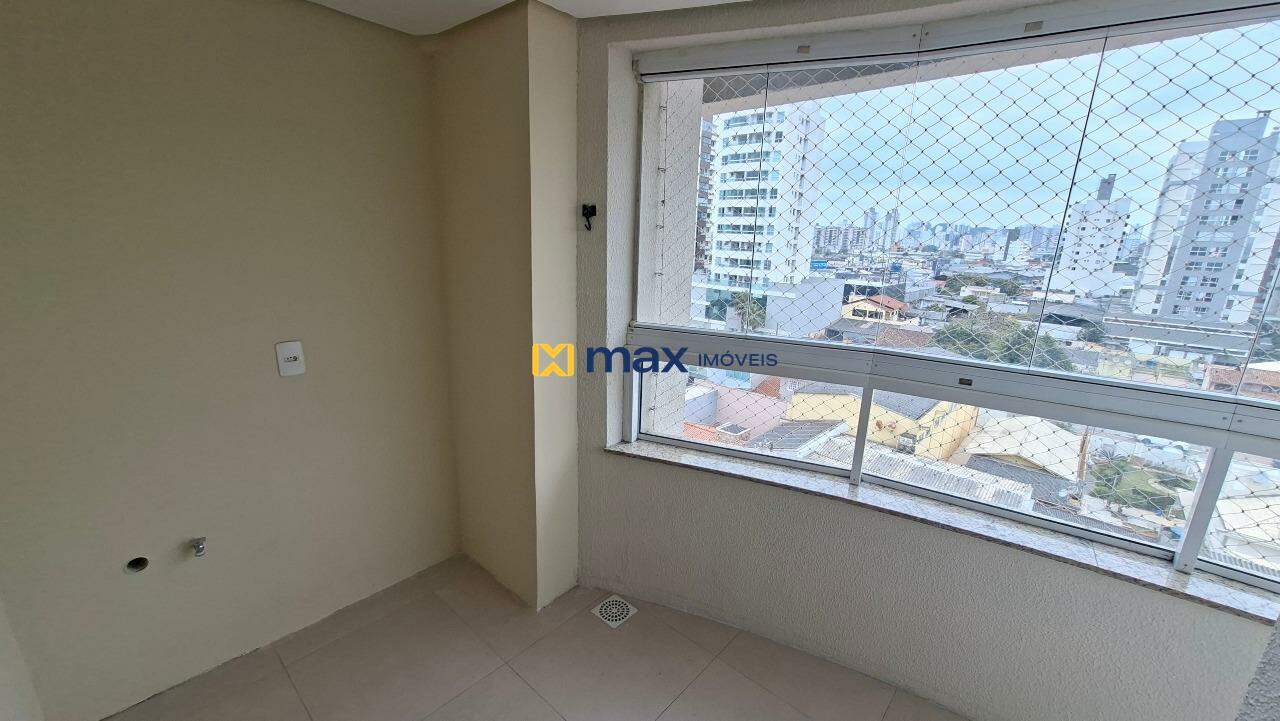 Apartamento para aluguel no São João: Sacada