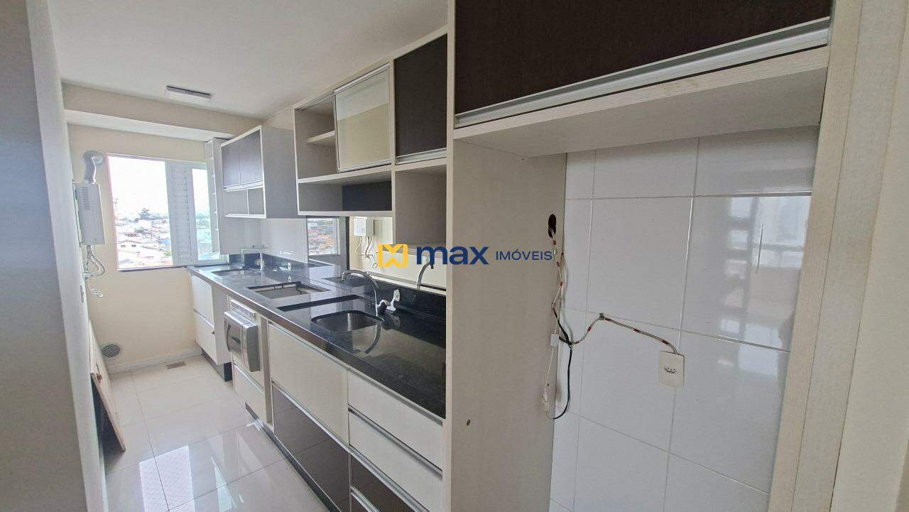 Apartamento para aluguel no São João: Cozinha/ Lavanderia
