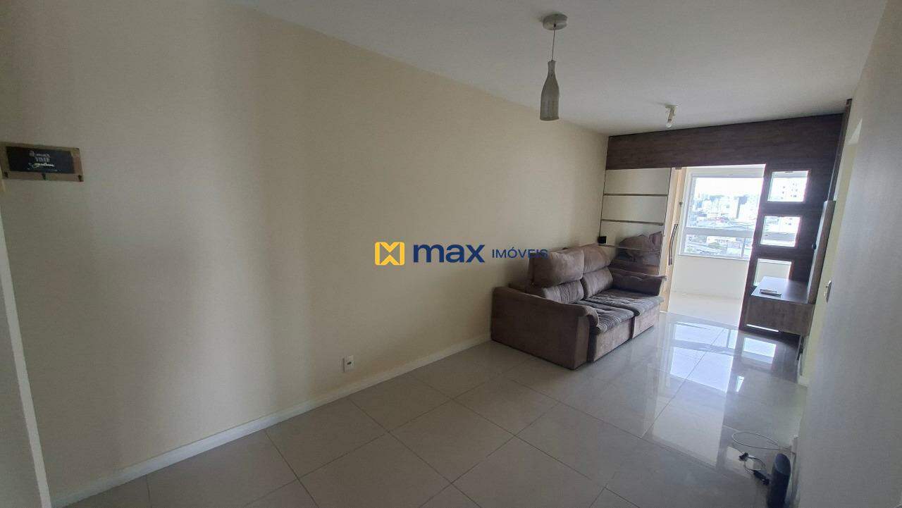 Apartamento para aluguel no São João: Sala de Estar e Jantar