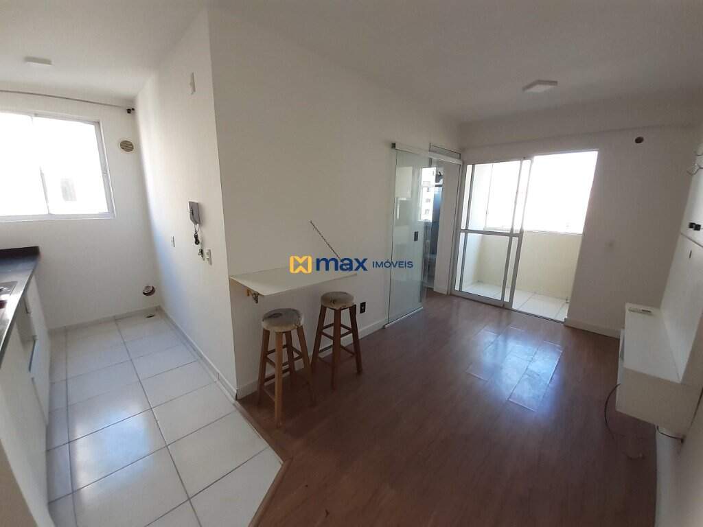 Apartamento para aluguel no Murta: Sala de Estar e Jantar