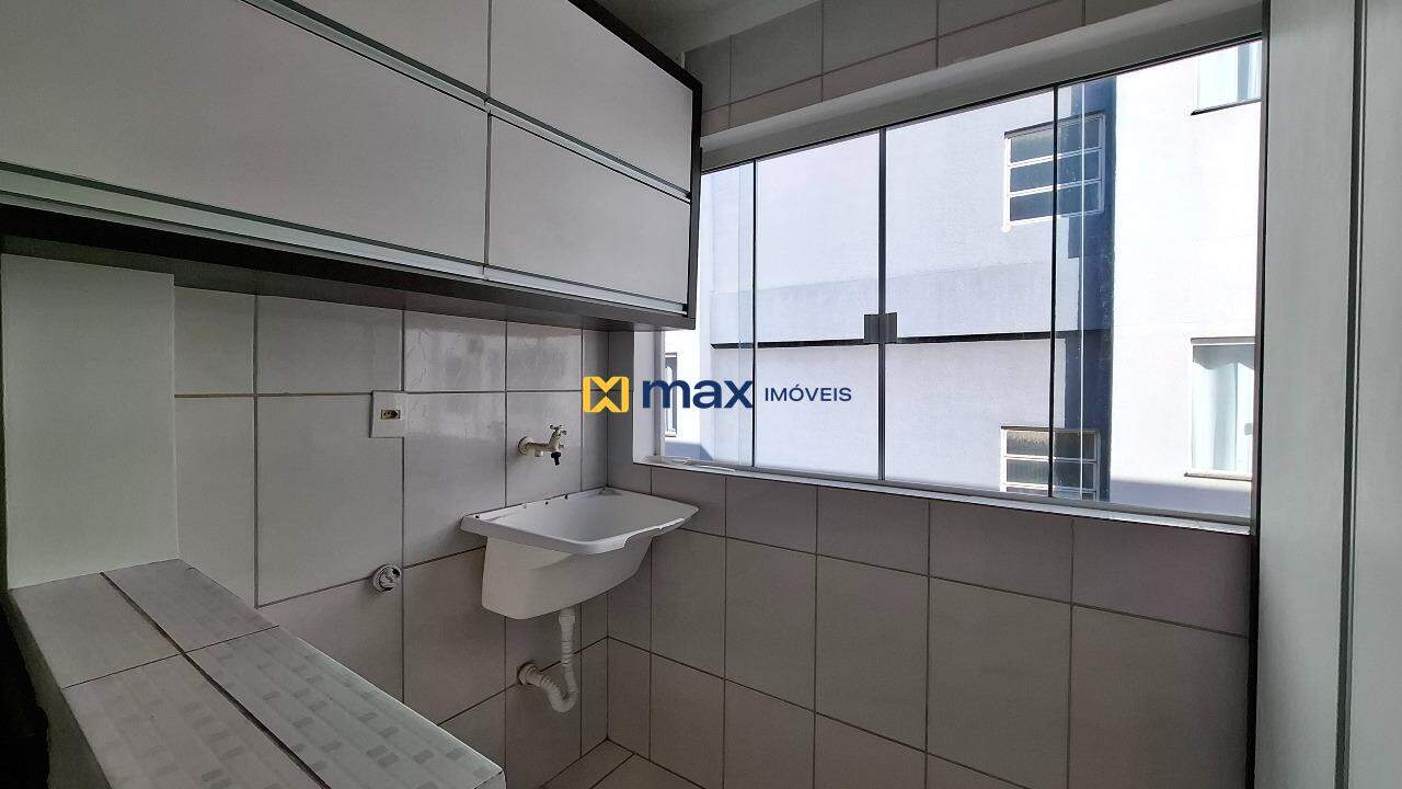 Apartamento para aluguel no São Vicente: Lavanderia
