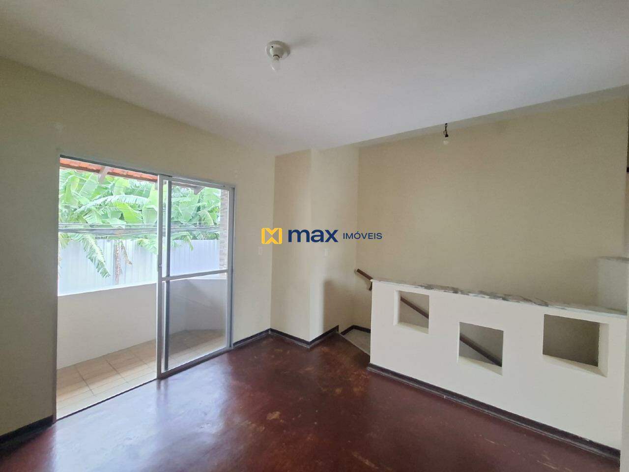 Casa para aluguel no Fazenda: Sala de Estar